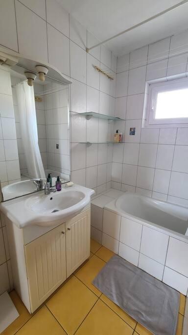 Residence Lorient Centre Ville De Колмар Екстериор снимка