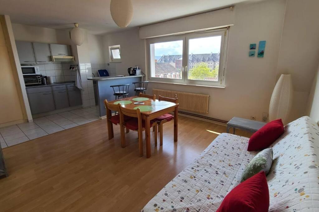 Residence Lorient Centre Ville De Колмар Екстериор снимка